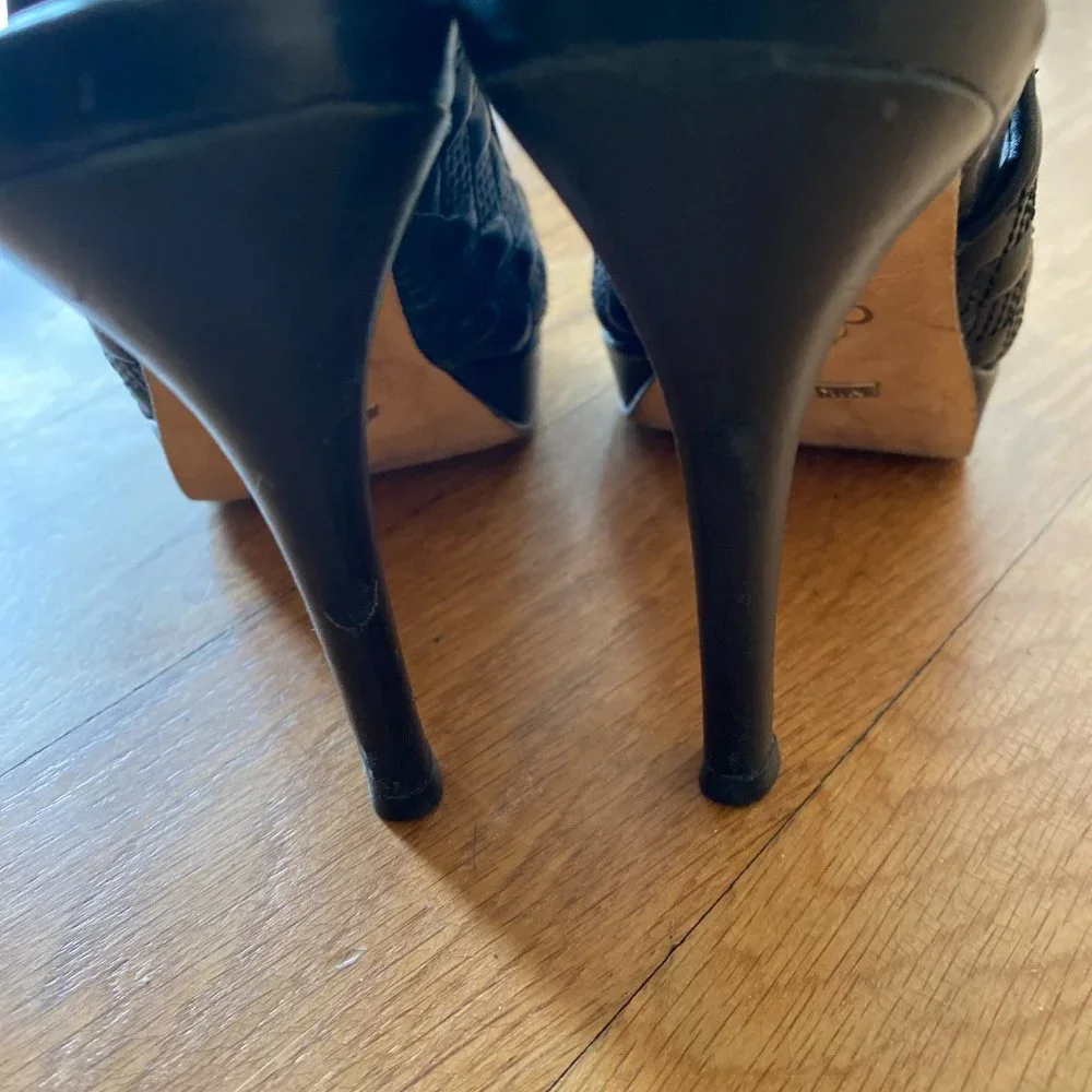 Cole Haan Nike Air Stephanie Black Quilted Leather Peep Toe Slingback size 6.5